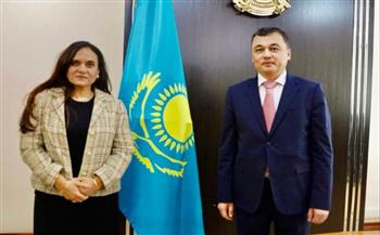   وزير الإعلام الكازاخى الجديد يستقبل السفيرة المصرية في كازاخستان