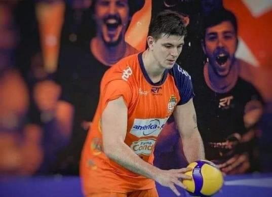 وصول تياجو جاتيبونى للمشاركة مع الاتحاد السكندري بنهائي دوري الكرة الطائرة