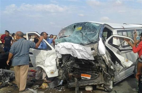إصابة 12 شخصًا في حادث تصادم على الطريق الصحراوي الشرقي بسوهاج