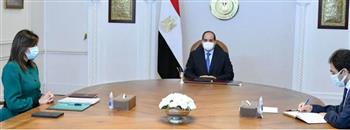   الرئيس السيسي يجتمع بوزيرة الهجرة ويطمئن على سلامة الجالية المصرية بأوكرانيا
