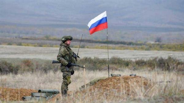 موسكو: القوات الأوكرانية تقصف نقطا حدودية بالقرب من بلدة روسية