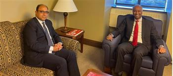  سفير مصر في اوتاوا يلتقي وزير الإسكان والتنوع والشمول الكندي