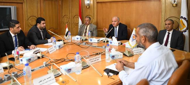 "الداودي" يترأس اجتماع المجلس الاقتصادي والاجتماعي لمحافظة قنا 