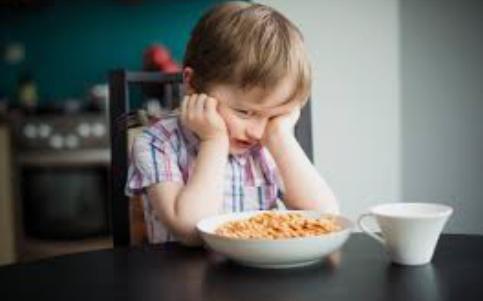 دراسة حديثة تكشف أسباب تمرد الطفل على نظامه الغذائي