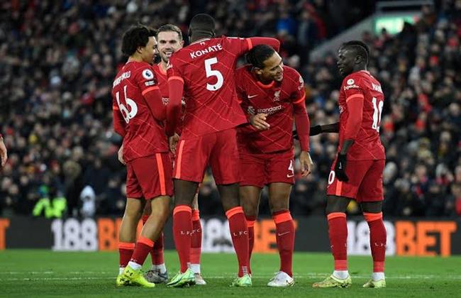 مفاجآت بالجملة فى تشكيل ليفربول لمواجهة أستون فيلا بالدورى الإنجليزى 