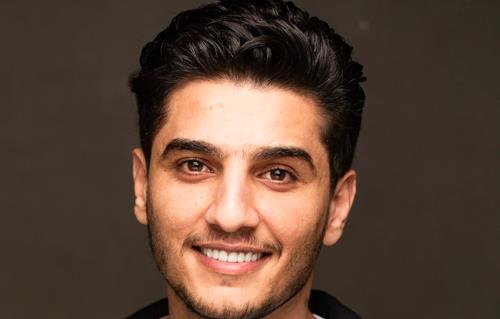 محمد عساف ينعي الصحفية شرين أبو عاقلة 