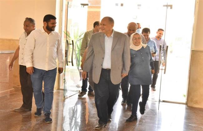 سعد يزور مدينة أسيوط الجديدة ويلتقي رئيس الجهاز لبحث سبل جذب استثمارات جديدة 