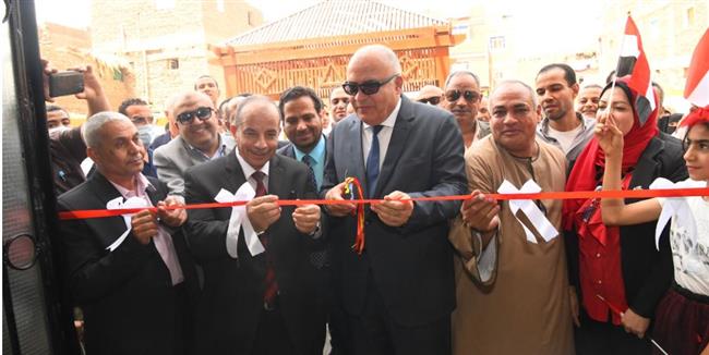 محافظ قنا يفتتح مدرسة الدهسة للتعليم الأساسى بفرشوط شمال قنا