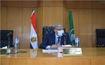 محافظ المنيا يشدد على سرعة الانتهاء من مشروعات كريمة وبجودة مرتفعة