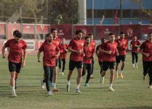 الأهلي يخوض مرانه الأول في الجزائر استعدادا لمباراة وفاق سطيف