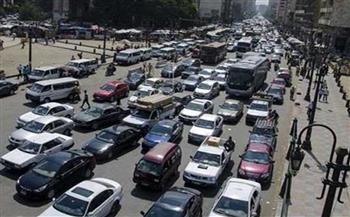   كثافات مرورية في ميادين ومحاور القاهرة والجيزة