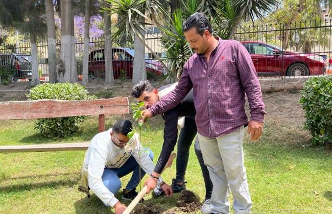 جامعة المنصورة تطلق مبادرة لطلابها لزرع الاشجار 