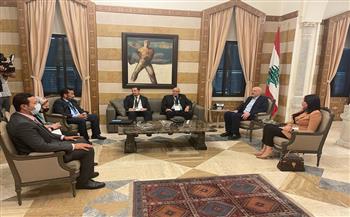   رئيس بعثة الجامعة العربية يلتقي وزير الداخلية والبلديات اللبناني 