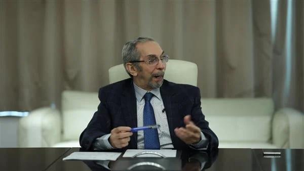 خبير اقتصادي: الولايات المتحدة سترفع الفائدة 4 مرات متتالية
