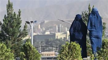   نظام طالبان يمنع السيدات من قيادة السيارات