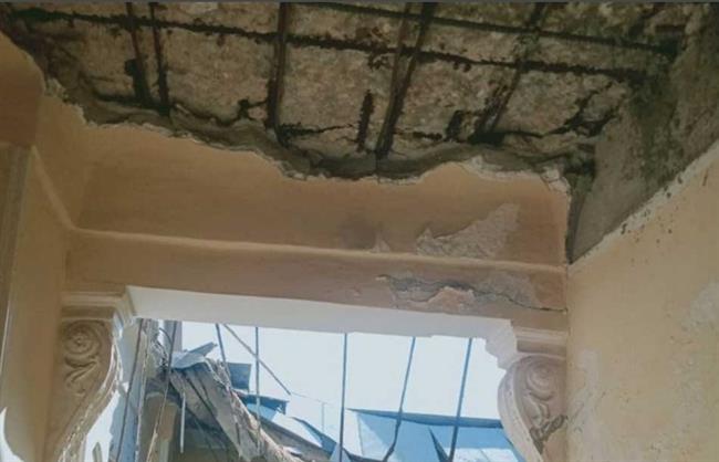إصابة مواطن إثر سقوط سقف منزله ببنها