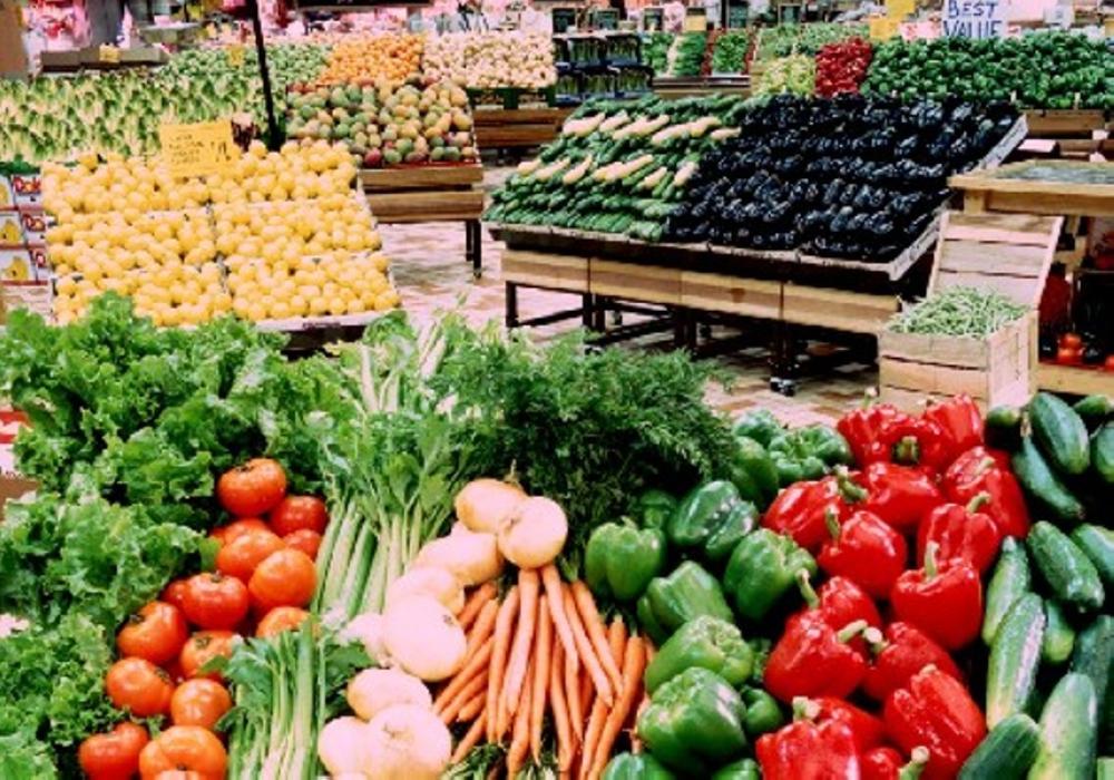 أسعار الخضروات والفاكهة اليوم بسوق العبور