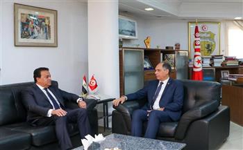   وزير التعليم العالي يلتقي نظيره التونسي لبحث سُبل التعاون العلمي والثقافي
