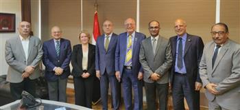   وزير الإسكان يبحث أوجه التعاون ونقل التكنولوجيا الألمانية المبتكرة للمشاريع المصرية