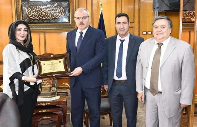 رئيس جامعة القناة يستقبل رئيس المجلس الدولي لتعليم اللغة العربية لغير الناطقين بها 