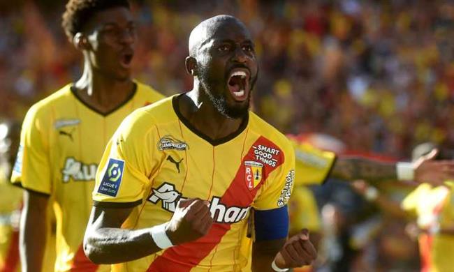 فوفانا أفضل لاعب إفريقى بالدورى الفرنسى