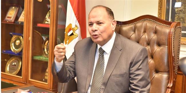 محافظ أسيوط يعلن استئناف القوافل البيطرية المجانية 