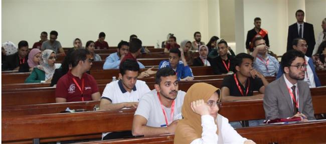 جامعة الفيوم: استمرار فعاليات اللقاء القمي الثامن لاختيار الطالب والطالبة المثاليين 