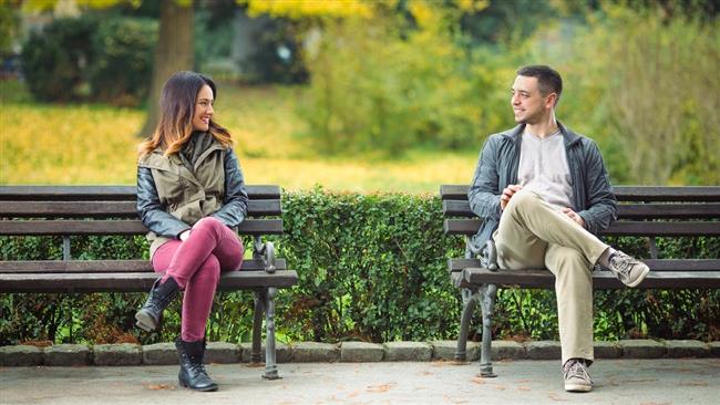 دراسة: العين هي سبب الحب أو الكهره من أول نظره