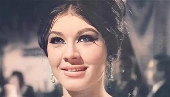 «ده لسه عيل» هذا كان رأي شويكار في عادل إمام في بدايته