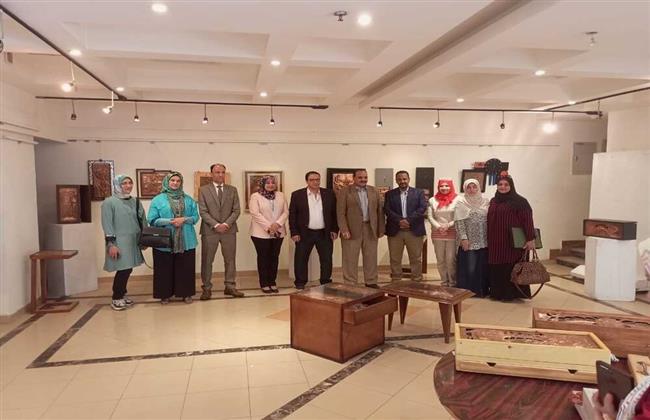 جامعة بنها تفتتح معرض «مشغولات معدنية معاصرة لخدمة المجتمع»