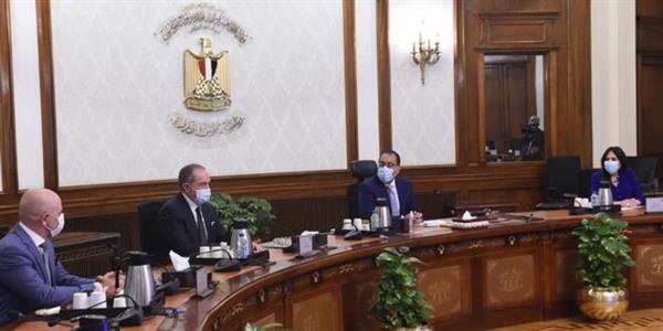 رئيس الوزراء يدعم خطط شركة «ستيلانتس» للسيارات بالتوسع في السوق المصرية