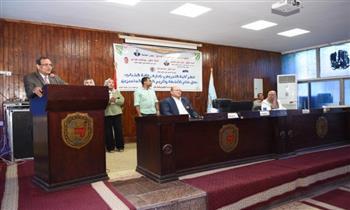 رئيس جامعة سوهاج يشهد حفل ختام الأنشطة الطلابية وتكريم المتميزين بكلية التمريض 