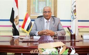 إحالة رئيس لجنة وملاحظين في مدرسة إعدادية ببني سويف للتحقيق