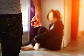 ما حكم ضرب الزوجة تاركة الصلاة؟.. الإفتاء تجيب