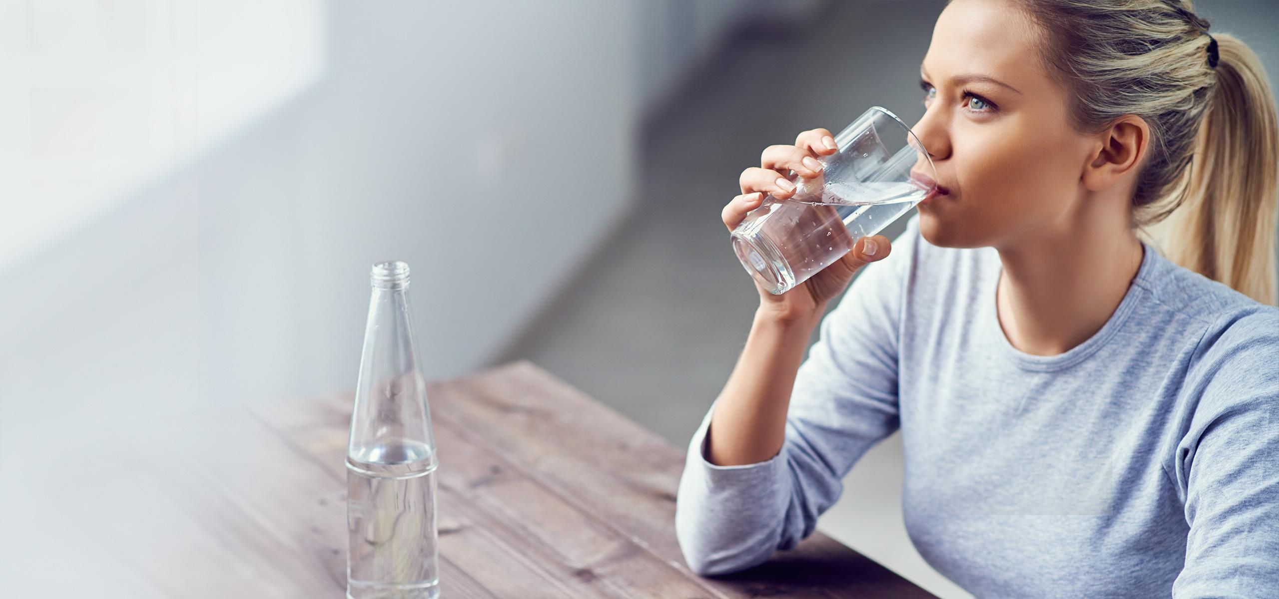 «8 إلى 10 أكواب».. الصحة تنصح المواطنين بضرورة شرب الماء
