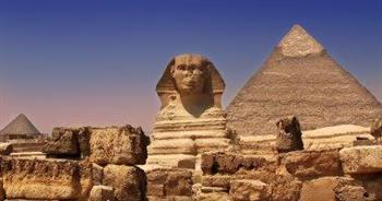   50 ألف مصري يتوافدون على المناطق الأثرية والمتاحف في أول أيام عيد الفطر المبارك