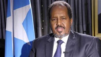   الرئيس الصومالي يوجه الشكر لدولة الإمارات على تقديمها مساعدات إنسانية