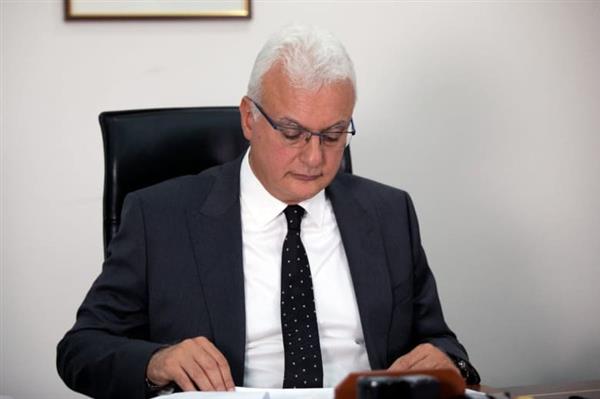الصحف اللبنانية: الاتصالات على خطى الكهرباء.. زيادة الأسعار أو الإنهيار