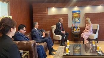   وزير الخارجية الأردني يبحث مع رئيسة النواب القبرصي تعزيز العلاقات وآخر التطورات
