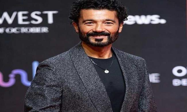 خالد النبوى يتألق فى أحدث ظهور له من رحلته فى مدينة أسوان