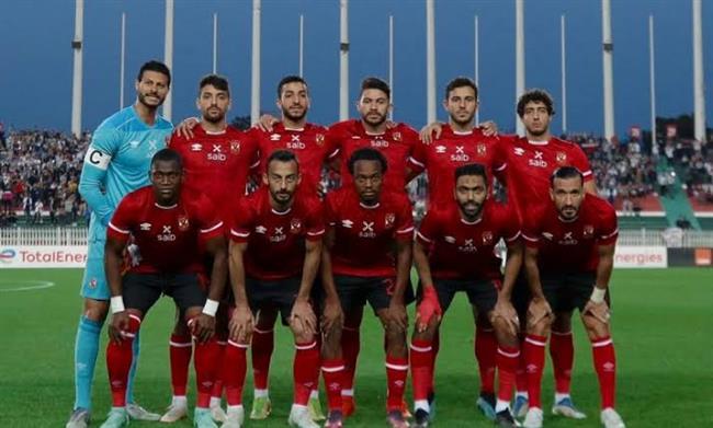 الأهلي يخاطب إتحاد الكرة لتعيين حكام أجانب لمباراةالقمة أمام الزمالك