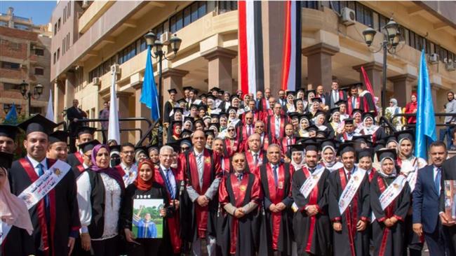 «تجارة طنطا» تحتفل بتخريج الدفعتين 47 و 48