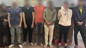 القبض على ٨ أشخاص لقيامهم بالتعد على آخرين بالعصا الخشبية 