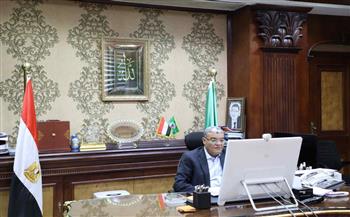   محافظ المنيا يشارك في اجتماع وزير التنمية المحلية لمتابعة انتظام توريد القمح