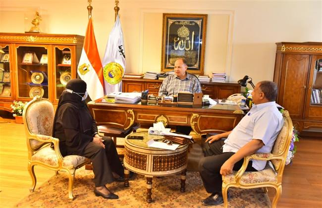المرشحون لمنصب عمادة كلية الزراعة بجامعة سوهاج يعرضون خططهم التطويرية 