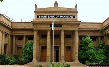   البنك المركزي الباكستاني يرفع سعر الفائدة الرئيسي 150 نقطة