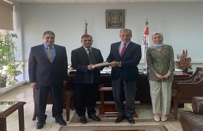 رئيس التمثيل التجارى يعلن بدء تسيير رحلات الطيران المباشر بين مصر وبنجلاديش