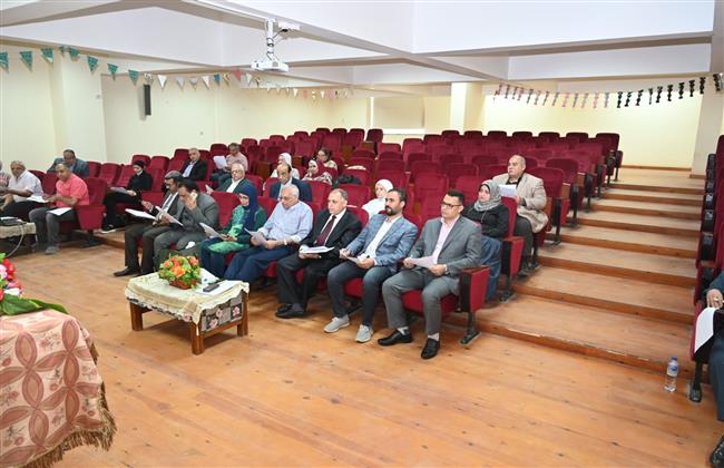 منتخب كورال جامعة الفيوم يختتم فعاليات اليوم الأول من المؤتمر الدولي الثالث لكلية الآثار