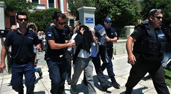  تركيا: مذكرات توقيف بحق العشرات بشبهة دعم جولن