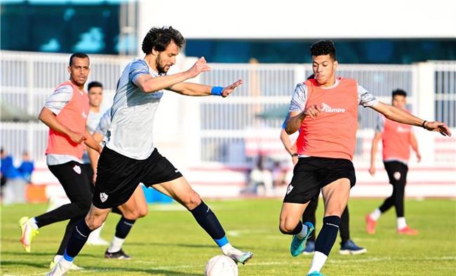 «فيريرا» يرفع الحمل البدني للاعبين